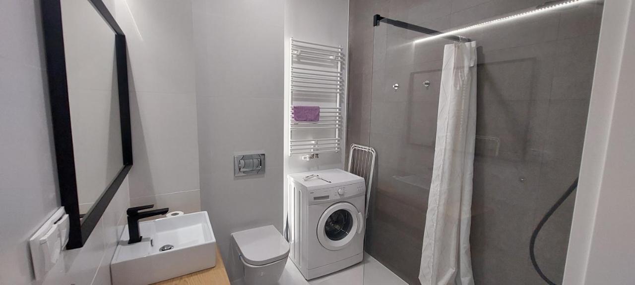 Central Apartments Ogrody 2 & Parking غدانسك المظهر الخارجي الصورة