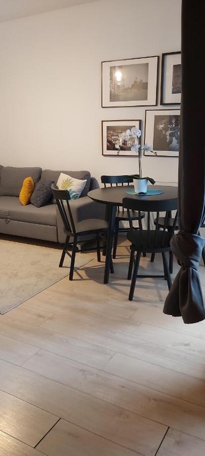 Central Apartments Ogrody 2 & Parking غدانسك المظهر الخارجي الصورة